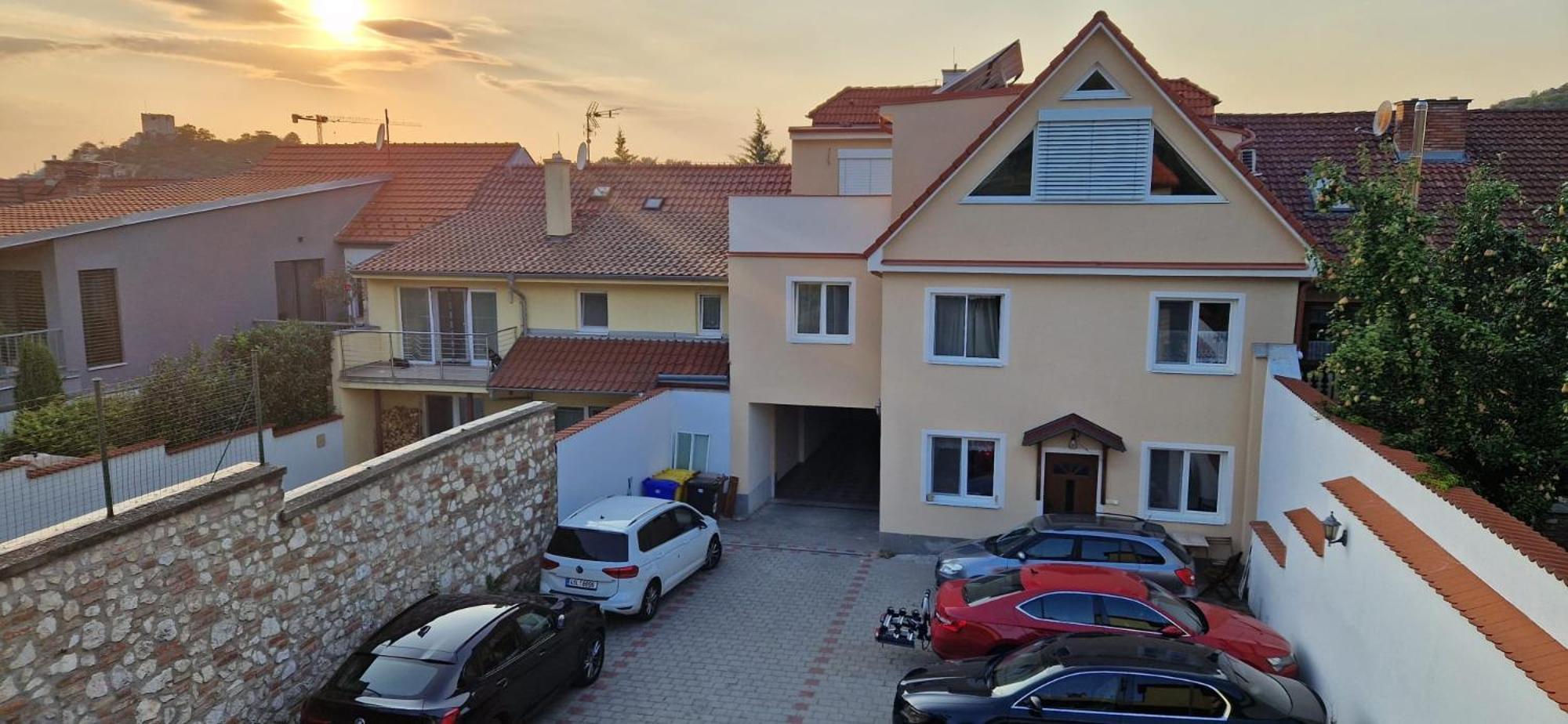 Pod Vinici Hotel Mikulov Ngoại thất bức ảnh