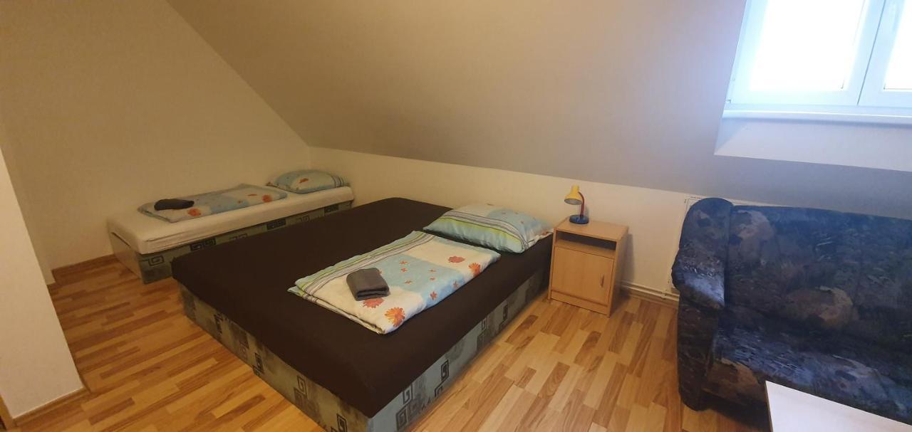 Pod Vinici Hotel Mikulov Ngoại thất bức ảnh