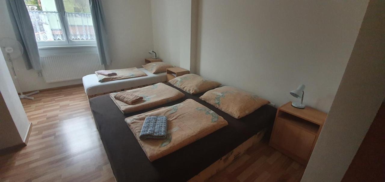 Pod Vinici Hotel Mikulov Ngoại thất bức ảnh